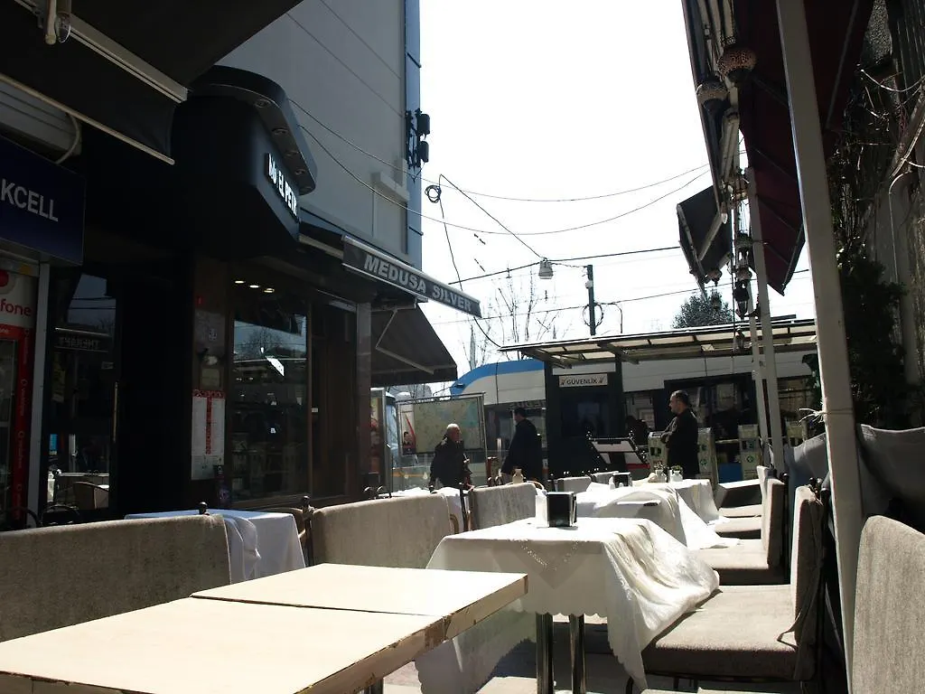 Esra Sultan Petrol Hotel Istanbul