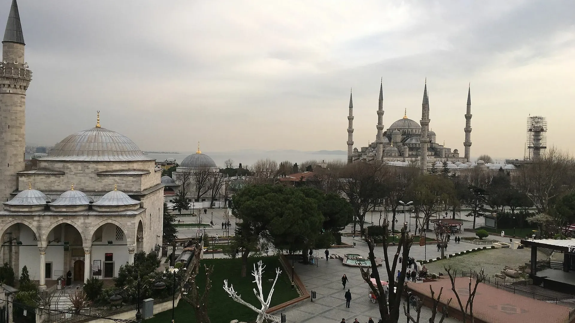 Esra Sultan Petrol Hotel Istanbul 3*,