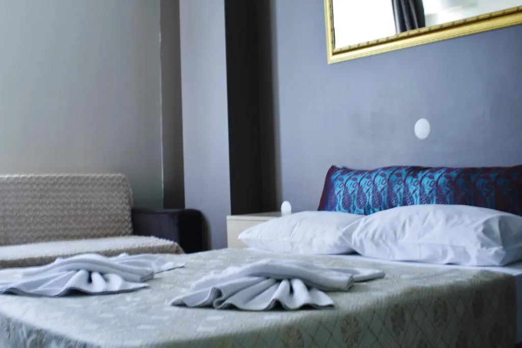 Esra Sultan Petrol Hotel İstanbul 3*,