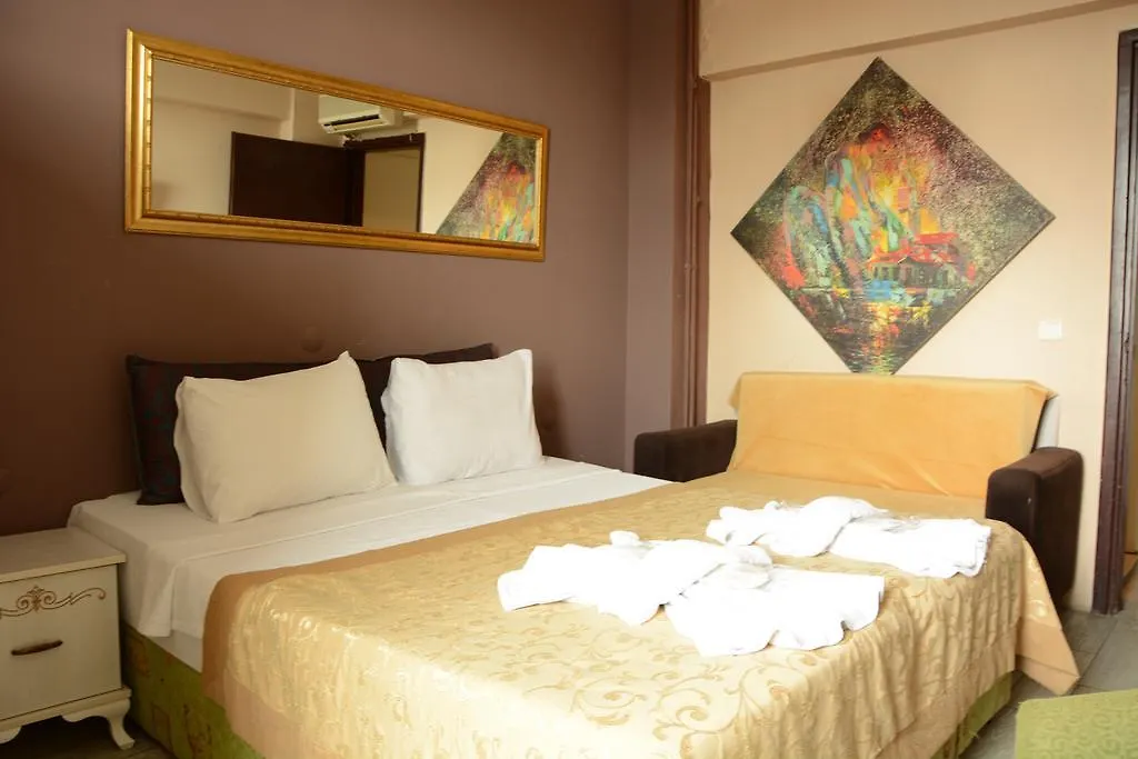 Esra Sultan Petrol Hotel İstanbul