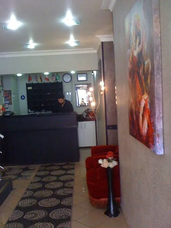 Esra Sultan Petrol Hotel İstanbul 3*,